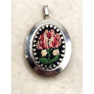 Vintage Embroidery Stitchery of Roses Silvertone Locket / Pendant Necklace